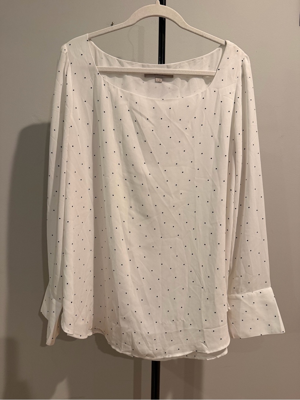 Loft Women’s White Polka Dot Long-Sleeve Blouse